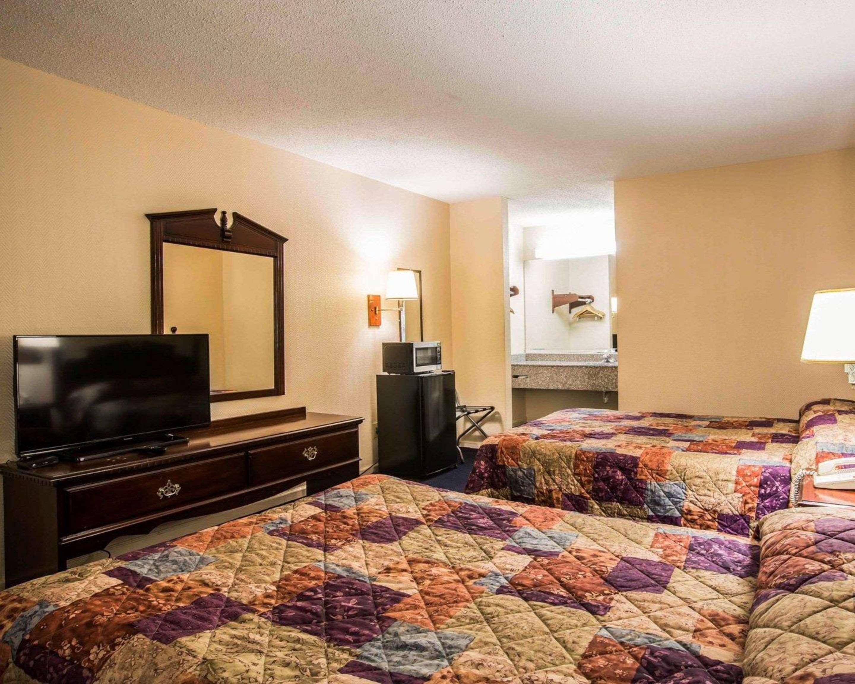 Rodeway Inn Phenix City Dış mekan fotoğraf
