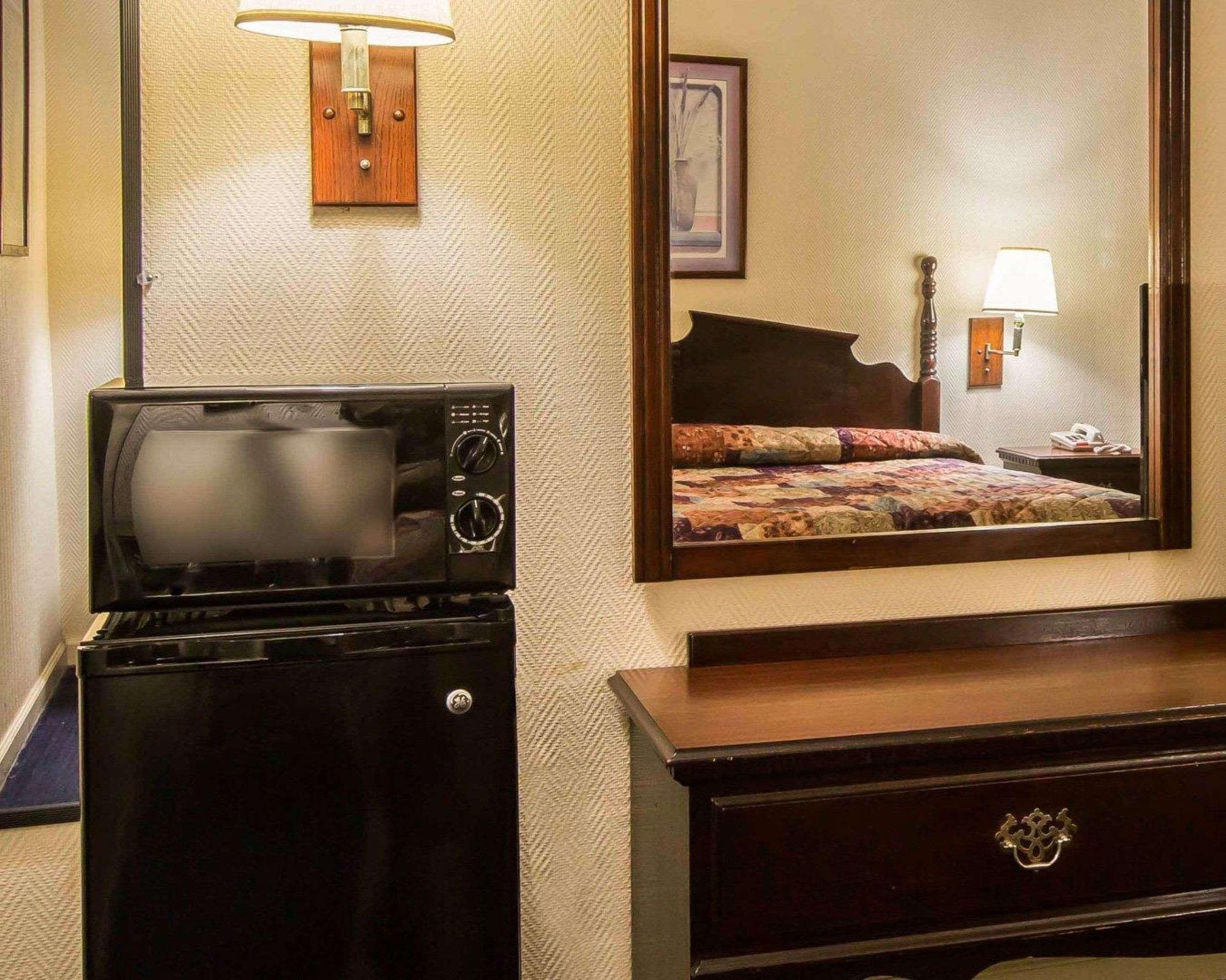 Rodeway Inn Phenix City Dış mekan fotoğraf