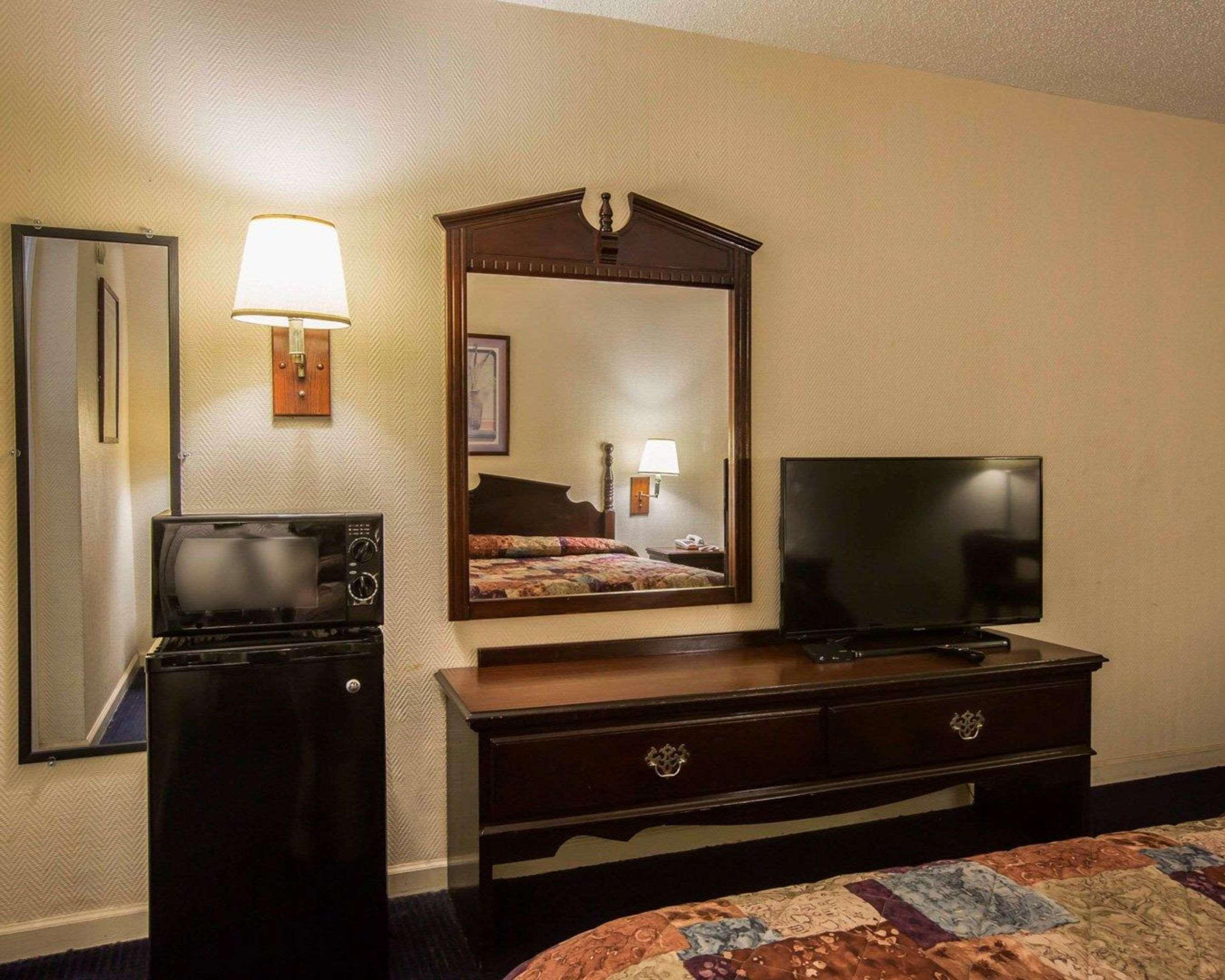 Rodeway Inn Phenix City Dış mekan fotoğraf