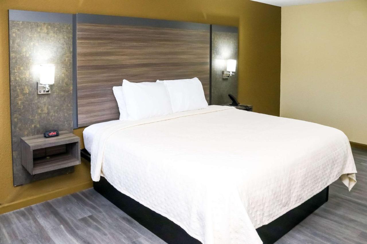 Rodeway Inn Phenix City Dış mekan fotoğraf